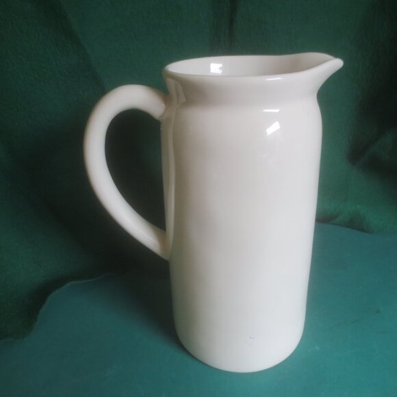 Brand New Rae Dunn "Cheers" 6.5 Cups Ceramic Pitcher from the Artisan Collection - Picture 4 of 10